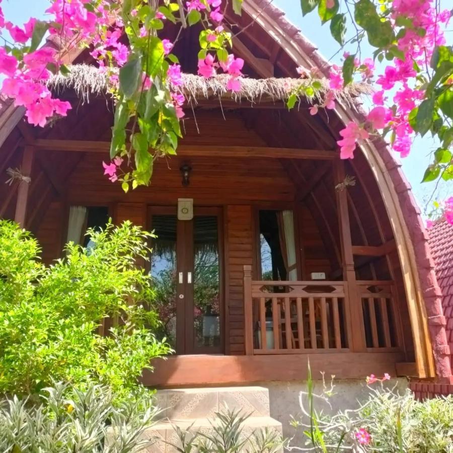 Bougainvillea Bungalow Batumadeg Екстериор снимка