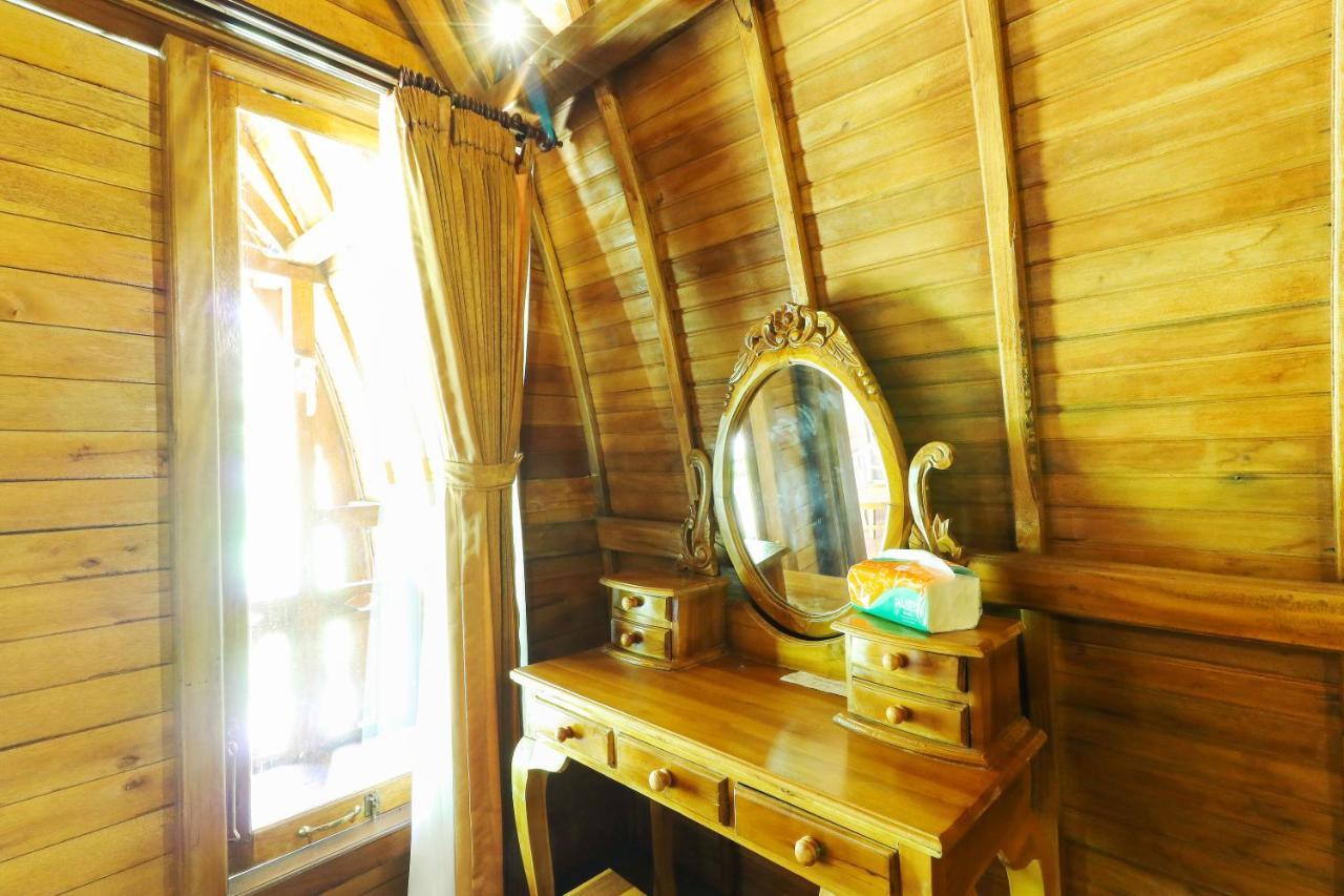 Bougainvillea Bungalow Batumadeg Екстериор снимка